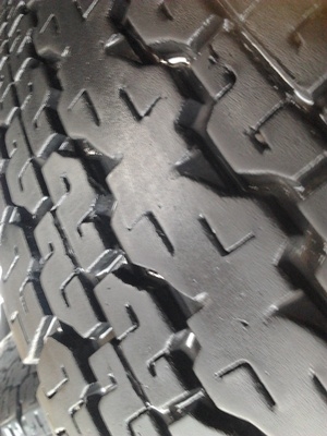 ขายแม็ค ISUZU ขอบ16+ยาง245/70/16 BS DUELER   1   ชุด