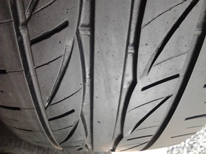 ขายยาง195/65/15 ปี 2310 BRIDERTONE TURANZA AR10 1 ชุด ราคา : 2,400.00 บาท