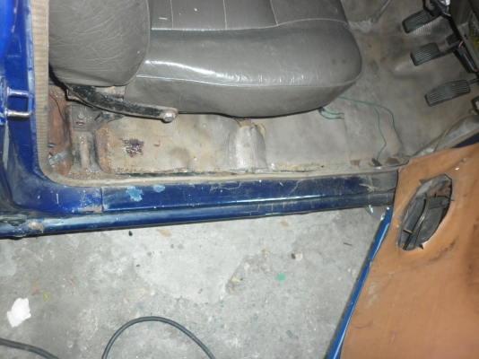 ขายมิตซู L200  รถพร้อมใช้งาน แอร์     55,000