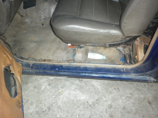 ขายมิตซู L200  รถพร้อมใช้งาน แอร์     55,000