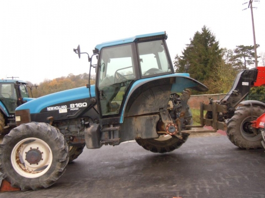 NEW HOLLAND 8160