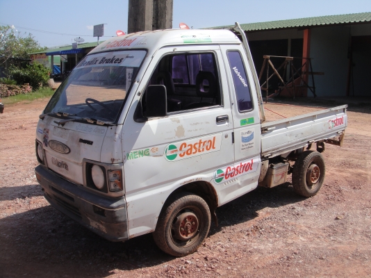 ขายกระป้อ เครื่องเดิม 3 สูบ สีขาว ติดแก๊สแ้ล้วครับ ( No ทะเบียน )