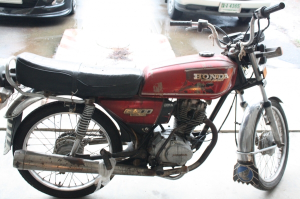 โบนัสออก มาหารถไปวิ่งทริปหน้าหนาวกันเถอะ โกดังสิงห์บุรี ประกาศขายรถสะสม พร้อมใช้งาน ดรีมคุรุสภา รถครูแท้ เครื่องไม่หอน สภาพสวยงามพร้อมใช้