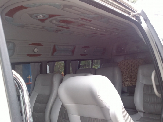 ขายรถตู้คอมมูเตอร์ปี 2012 VIPเบาะเก้า รถสวยบางเดิมไม่เคยชน ขายรถตู้คอมมูเตอร์ปี 2012 VIPเบาะเก้า รถสวยบางเดิมไม่เคยชน