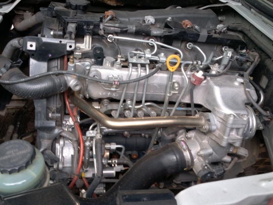 ขายรถตู้คอมมูเตอร์ปี 2012 VIPเบาะเก้า รถสวยบางเดิมไม่เคยชน ขายรถตู้คอมมูเตอร์ปี 2012 VIPเบาะเก้า รถสวยบางเดิมไม่เคยชน