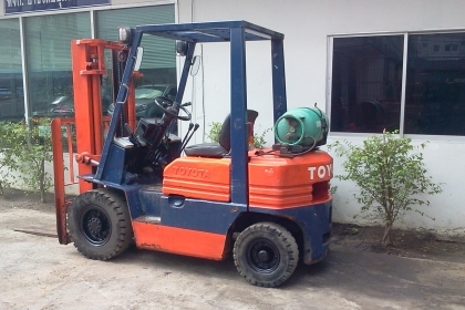 ขายรถยกโฟร์คลิฟท์ยี่ห้อTOYOTA5FG25,20 ขายรถยกโฟร์คลิฟท์ยี่ห้อTOYOTA5FG25,20
