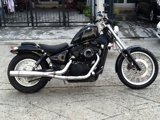 suzuki 400 desperado ปี 99 แต่งแล้ว อินวอยเสียสรรพสามิตรแล้ว สภาพดี เครื่องยังสดๆอยู่เลย าขับกลับบ้านได้เลยคับ อยู๋แถว ลาดพร้าว วังหิน 0880209679