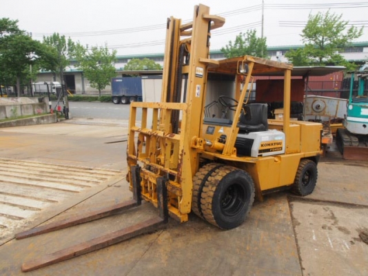 Komatsu FD45H-4 เก่าญี่ปุ่น สี่ตันครึ่ง