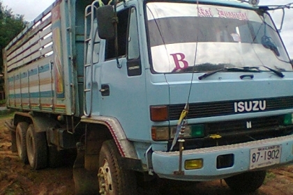 ขายรถ10 ล้อIZUSU ROCKY 210 ดั้ม 2 เพลา