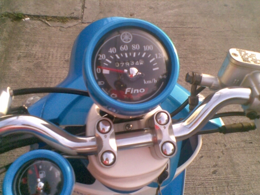 Yamaha Fino สีฟ้าขาว ปี 55