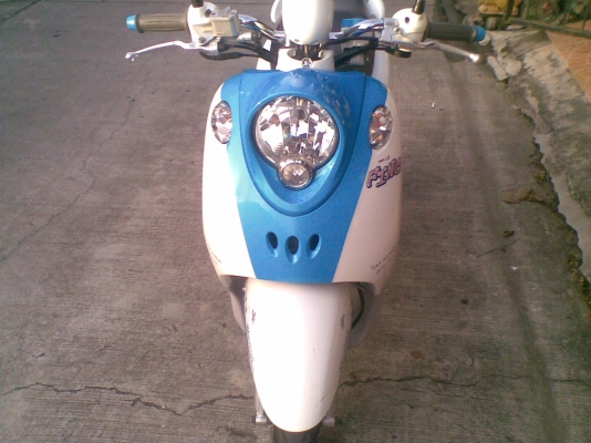 Yamaha Fino สีฟ้าขาว ปี 55