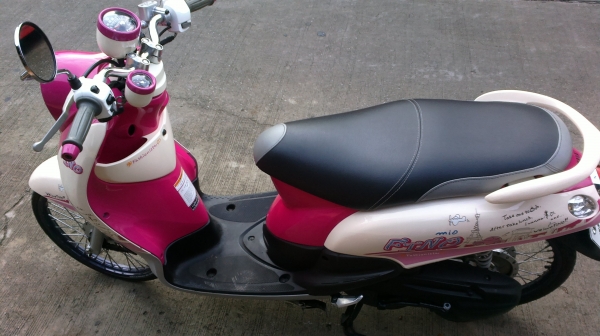 Yamaho Fino ปี 55 สีชมพูขาว