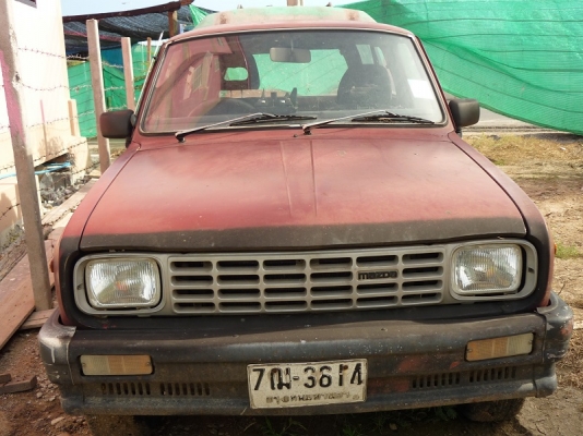Mazda 1300 กะบะพร้อมหลังคา สภาพดี ทรงสวยมาก พร้อมใช้