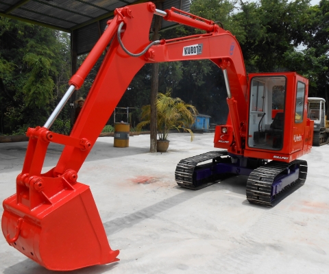 ขายรถขุด KUBOTA KH 18 ขนาดเทียบเท่า PC 55 เก่านอกปรับสภาพแล้ว