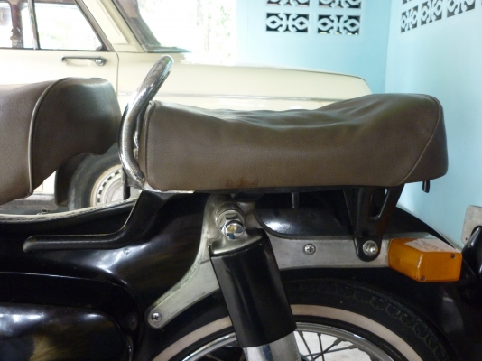 ขาย honda c77 305cc ทะเบียนพร้อมโอน 245,000 บาทครับ