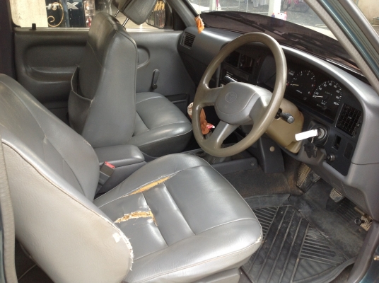 โตโยต้า ไมตร้เอ๊กแค๊ป ปี 95