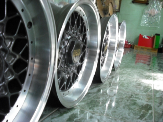 ขาย ล้อแม็ก 4 รู 110,13 ใส่มาสด้า แฟมิเลีย สวยๆ กว้าง 8 นิ้ว หายาก