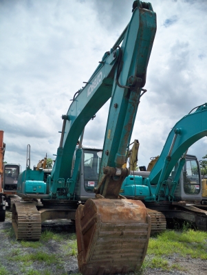 ขายรถขุด Kobelco SK210