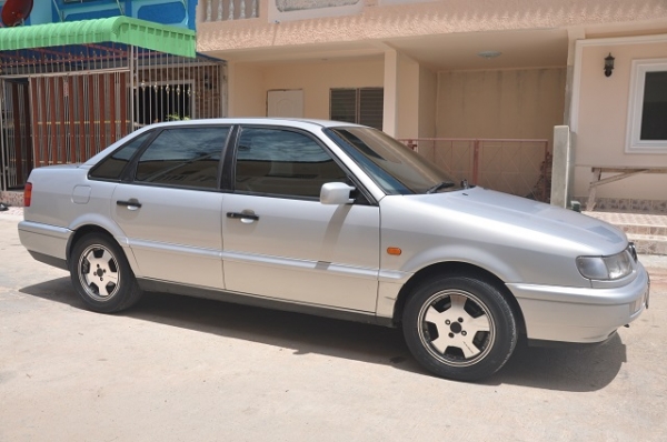 ขาย volkswagen passat 2.0GL ปี 1996 เกียร์ auto LPG เบาะหนัง max15 พร้อมใช้