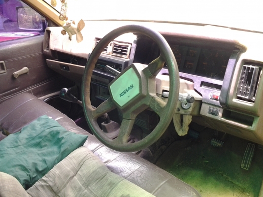 นิสสันบิ๊กเอ็ม ฝาแดงละเอียด คัชซีสวย ขายตามสภาพ นิสสันบิ๊กเอ็ม ฝาแดงละเอียด คัชซีสวย ขายตามสภาพ