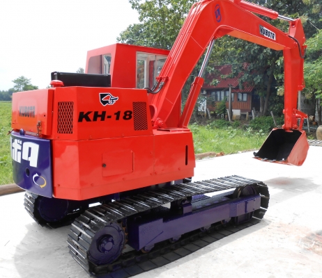 ขายรถขุด KUBOTA KH 18 ขนาดเทียบเท่า PC 50 เก่านอกปรับสภาพแล้ว