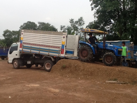 แทรกเตอร์แชมป์ CX-3500 พวงมาลัยเพาเวอร์ 2 เพลาขายตามสภาพถูกๆ