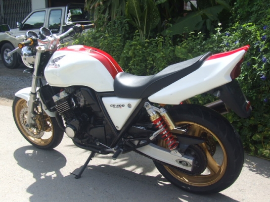 ขาย CB 400 ปี98 version S เครื่องแน่น มีของแต่ง สีลาย50ปี <<สรรพสามิต>> ขาย CB 400 ปี98 version S เครื่องแน่น มีของแต่ง สีลาย50ปี <<สรรพสามิต>>