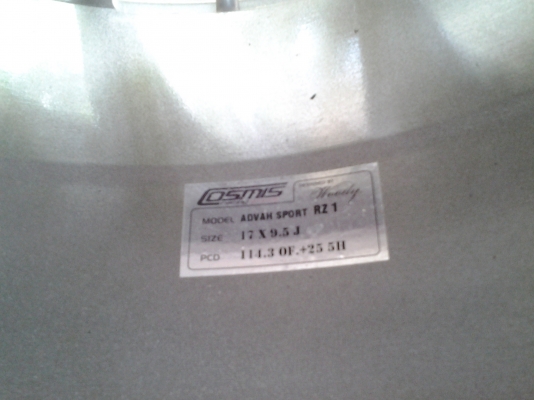 cosmis  ขอบ17  พร้อมยาง  กว้างๆ พร้อมยาง