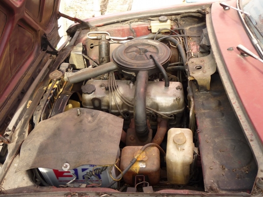 Mazda 1300 กะบะพร้อมหลังคา สภาพดี ทรงสวยมาก พร้อมใช้