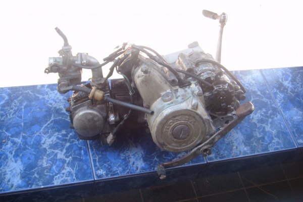 ขายเครื่องดรีม100เป็ดสตาร์ทมือทะเบียนโอนภาษี54