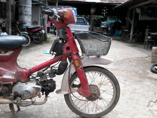 ขาย C700 เครื่องดีพร้อมใช้โครงไม่ผุออกใบซื้อขายให้ ขาย 4900 บาท