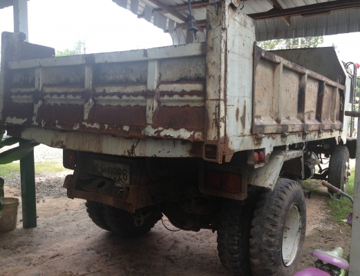 HINO KR 320 - 185 HP HO7C หกล้อดั๊มพ์ ช่วงล่างใหญ่ชุดเฟืองท้ายของมิตซูบิชิ FUSO ยาง 9.00 ขอบ 20 สภาพดี เครื่องแน่นดีแรงดีไม่มีเยิ้ม หัวเก๋ง SUMO 226 สภาพดีภายในเก๋งคอนโซลสวยครบ พวงมาลัยเพาเวอร์ กระบะดั๊มพ์เหล็ก 6 ตันความยาว 4 เมตรสวยดีไม่มีผุกร่อน ช่วงล่า HINO KR 320 - 185 HP HO7C หกล้อดั๊มพ์ ช่วงล่างใหญ่ชุดเฟืองท้ายของมิตซูบิชิ FUSO ยาง 9.00 ขอบ 20 สภาพดี เครื่องแน่นดีแรงดีไม่มีเยิ้ม หัวเก๋ง SUMO 226 สภาพดีภายในเก๋งคอนโซลสวยครบ พวงมาลัยเพาเวอร์ กระบะดั๊มพ์เหล็ก 6 ตันความยาว 4 เมตรสวยดีไม่มีผุกร่อน ช่วงล่า