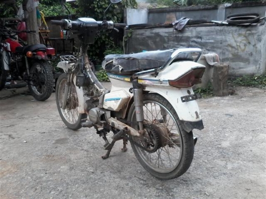 ขายดรีมคุรุสภาขาว เล่มทะเบียนชุดโอนไม่ได้ตามเครื่องดีอะไหร่ต้องไปเก็บเอง ขาย 6900 บาท