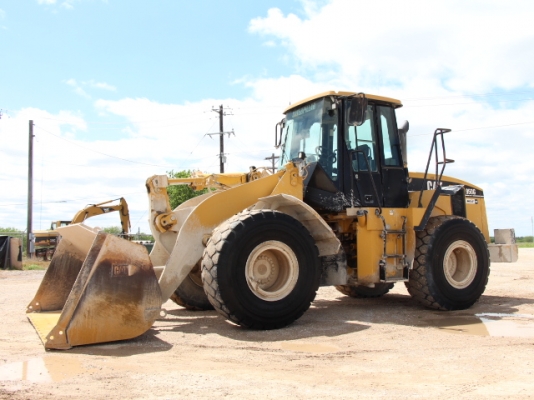 ขายรถตัก CAT 950G ปี 2004 , 13,000Hr. รถสวยมากครับ