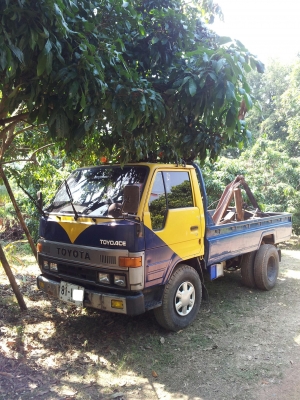 ขายรถบ้านรถส่วนตัว 6ล้อ toyoace ครับ