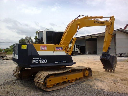 ขาย แม๊คโค KOMATSU  PC120 รุ่น 5   4 สูบเทอร์โบ ไฟฟ้าครบ