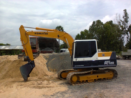 ขาย แม๊คโค KOMATSU  PC120 รุ่น 5   4 สูบเทอร์โบ ไฟฟ้าครบ