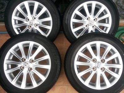 ขายล้อแม็กซ์ VIOS 12 ก้าน พร้อมยาง ชุดละ 9900