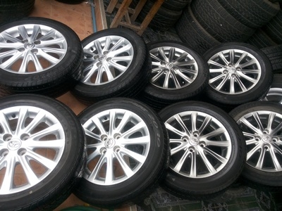 ขายล้อแม็กซ์ VIOS 12 ก้าน พร้อมยาง ชุดละ 9900