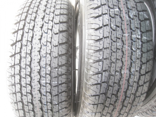 ขายล้อแม็ก All new Isuzu d-max ป้ายแดง 17"x7" et33 6รู139 +ยาง ปี 13 ตุ่มและสีที่หน้ายางยังมีอยู่ครับ  สนใจติดต่อเล็กคลองสามครับ (081-3747940)