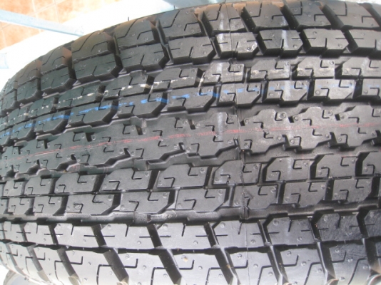 ขายล้อแม็ก All new Isuzu d-max ป้ายแดง 17"x7" et33 6รู139 +ยาง ปี 13 ตุ่มและสีที่หน้ายางยังมีอยู่ครับ  สนใจติดต่อเล็กคลองสามครับ (081-3747940)