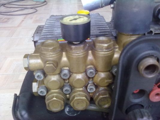 ปั๊มอัดฉัด ยี่ห้อ SIBIJEG มอเตอร์ 3 กิโลวัตต์