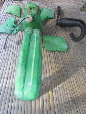 ขายเปลือก(ท่อขายแล้ว)ครบชุด KX 80  1,800  บาท พร้อมส่งครับ