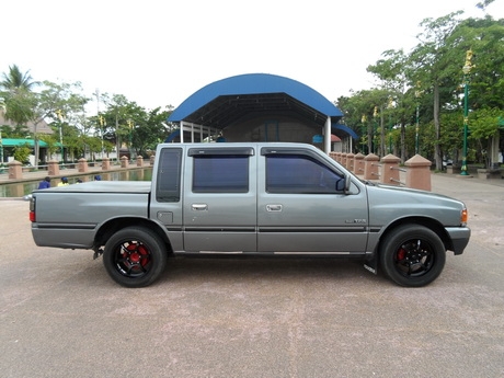 ขาย ISUZU CAB 4 SPACECAB