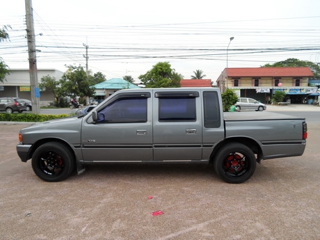 ขาย ISUZU CAB 4 SPACECAB