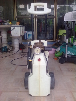 ปั๊มอัดฉัด ยี่ห้อคาเซ็น 125 bar 2.0/kw 3 hp