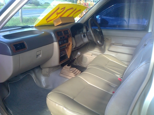 ขายกระบะนิสสันฟรอนเทีย ปี 47 เครื่อง 2.7 สีสวยพร้อมใช้ ขายกระบะนิสสันฟรอนเทีย ปี 47 เครื่อง 2.7 สีสวยพร้อมใช้