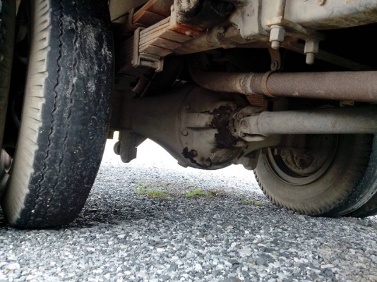 ขาย 6 ล้อ HENO KM 100   เครื่องดี คัสซีสวยมาก  พวงมาลัยเพาเวอร์