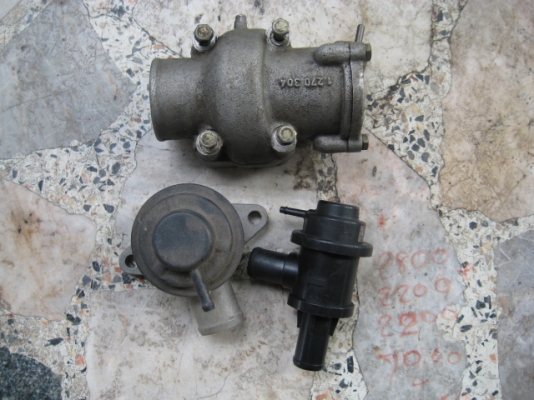 ขายโบออฟวาล์ว 3ตัว 1,100 b,