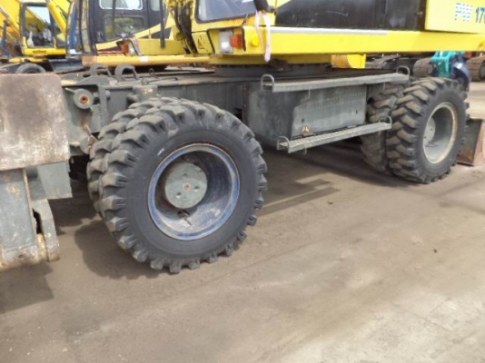 ขายด่วน KOMATSU PW170 - 5K  สนใจติดต่อ 086-1394445